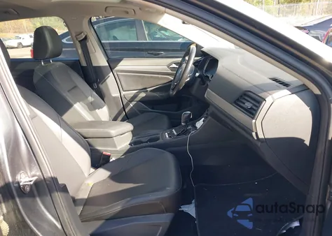 2019 Volkswagen Jetta 1.4T R-Line/1.4T S/Se из США, поврежденный, VIN 3VWCB7BU3KM133932